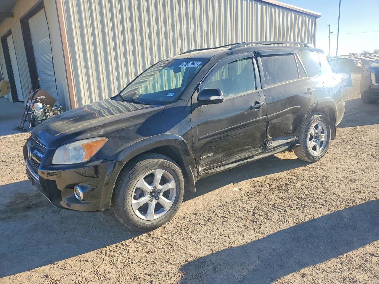 TOYOTA RAV4 2011