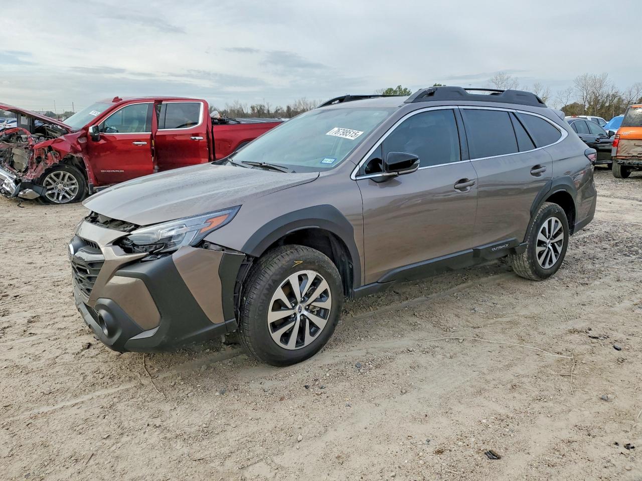 SUBARU OUTBACK 2024