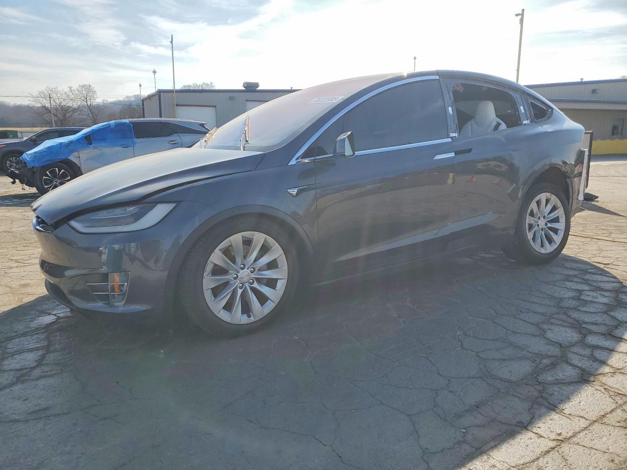 TESLA MODEL X 2017