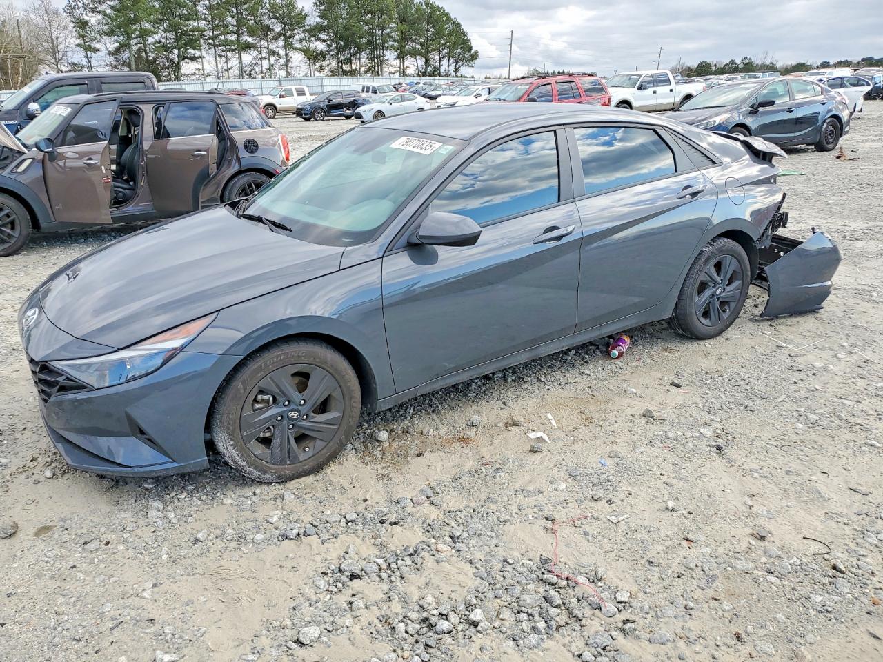 HYUNDAI ELANTRA 2023