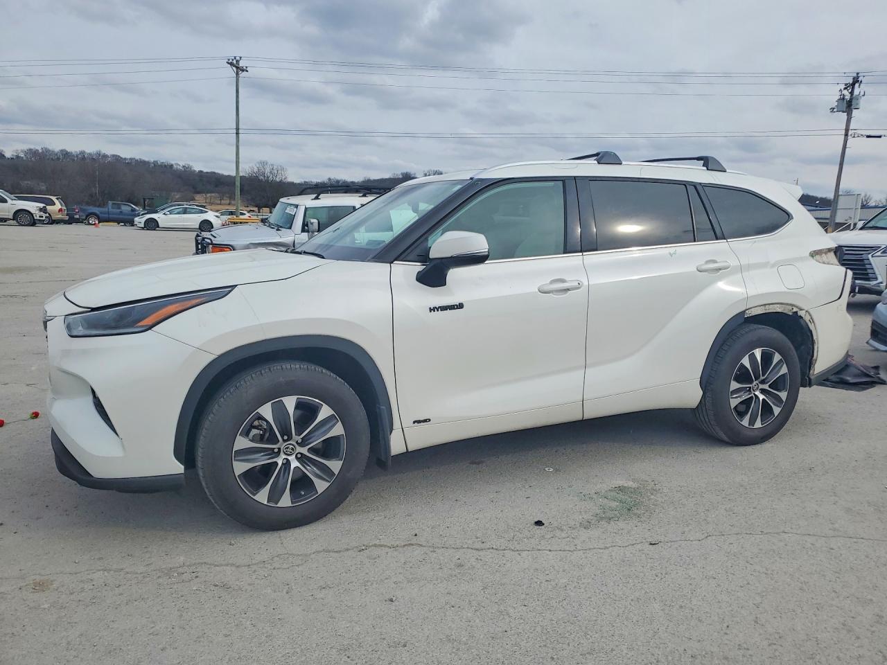 TOYOTA HIGHLANDER HYBRID 2021