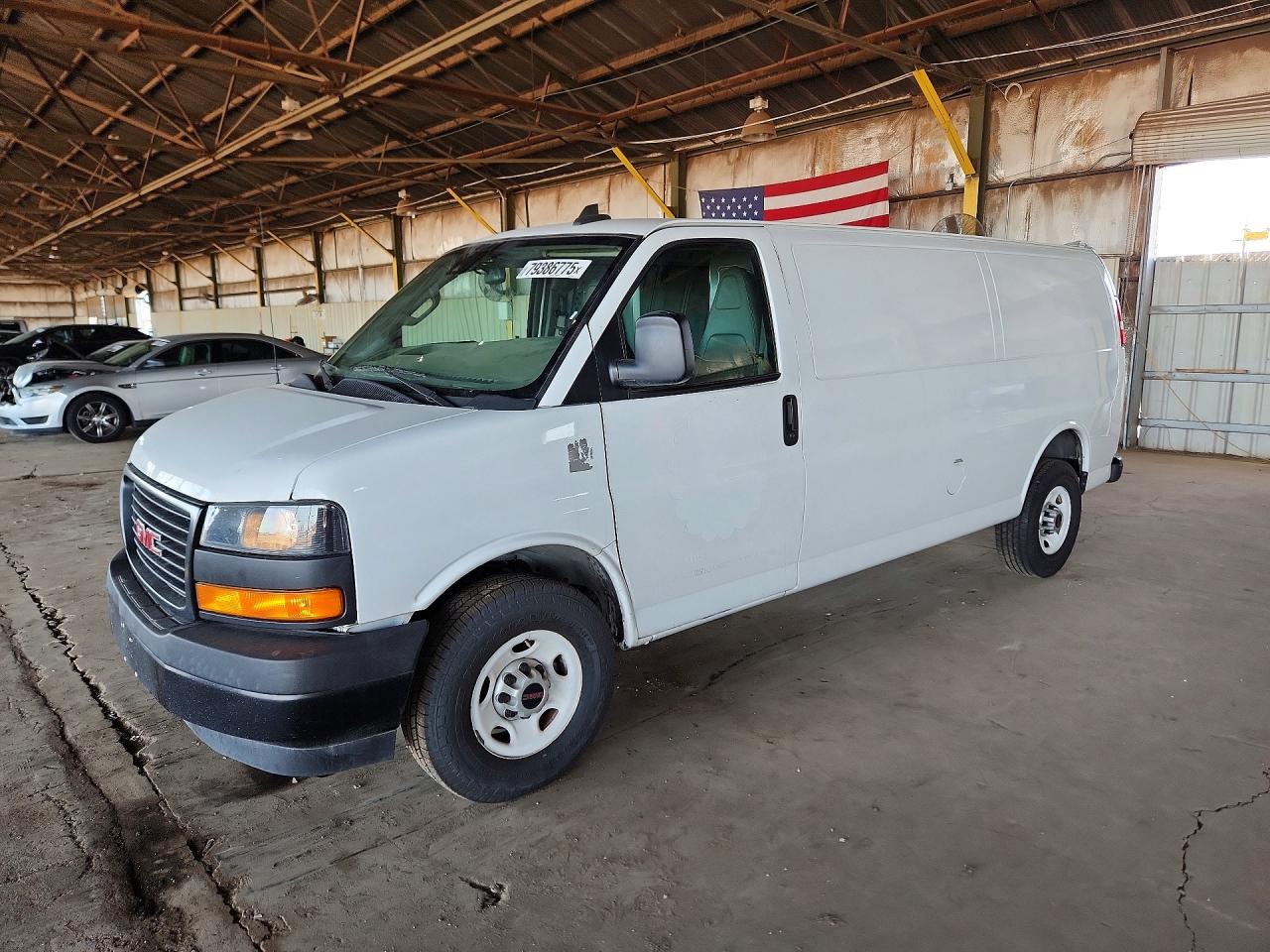 GMC SAVANA 2022