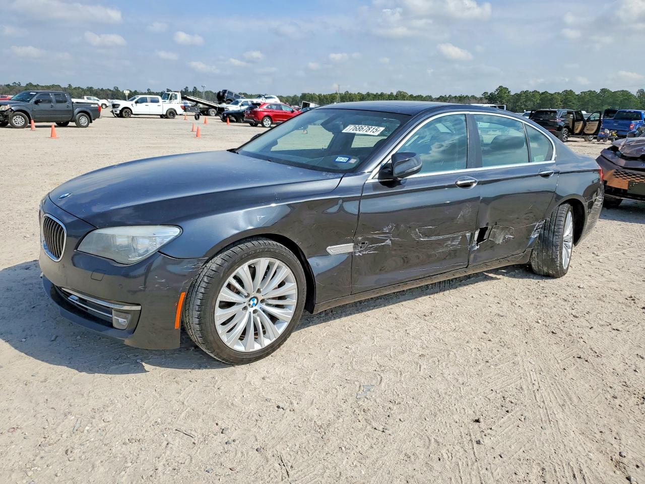 BMW 740 2015
