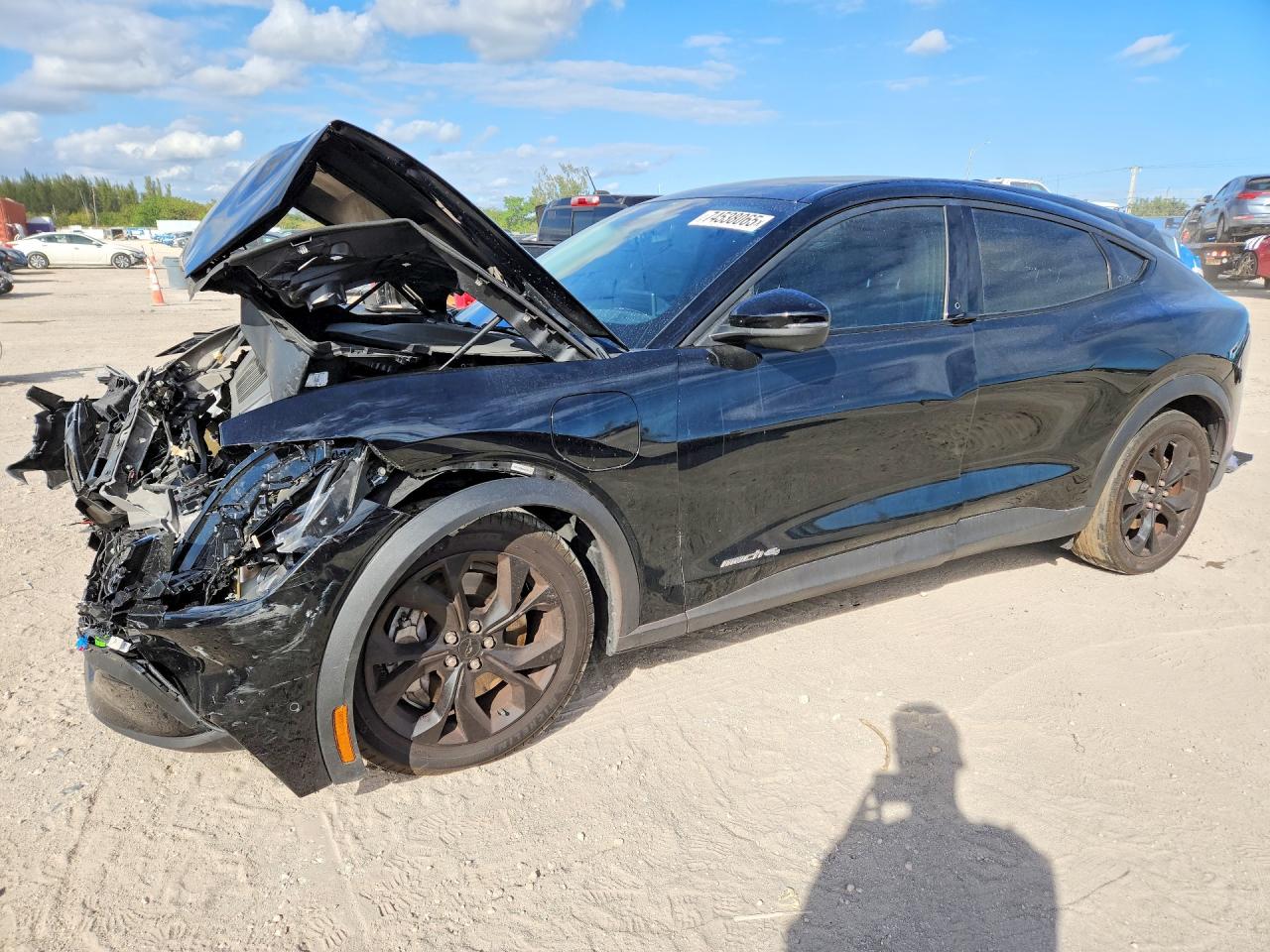 FORD MUSTANG MACH-E 2024