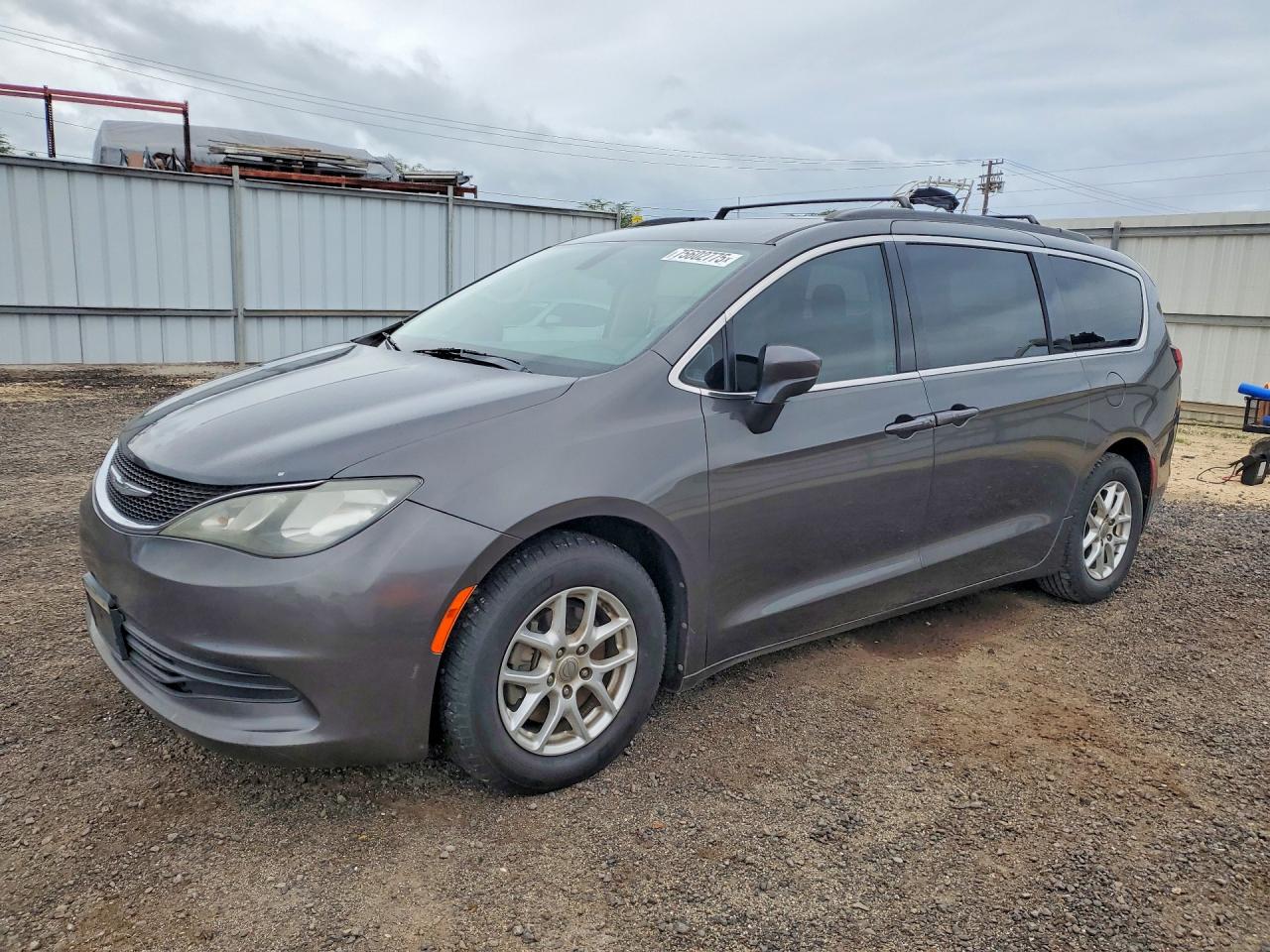 CHRYSLER PACIFICA 2017