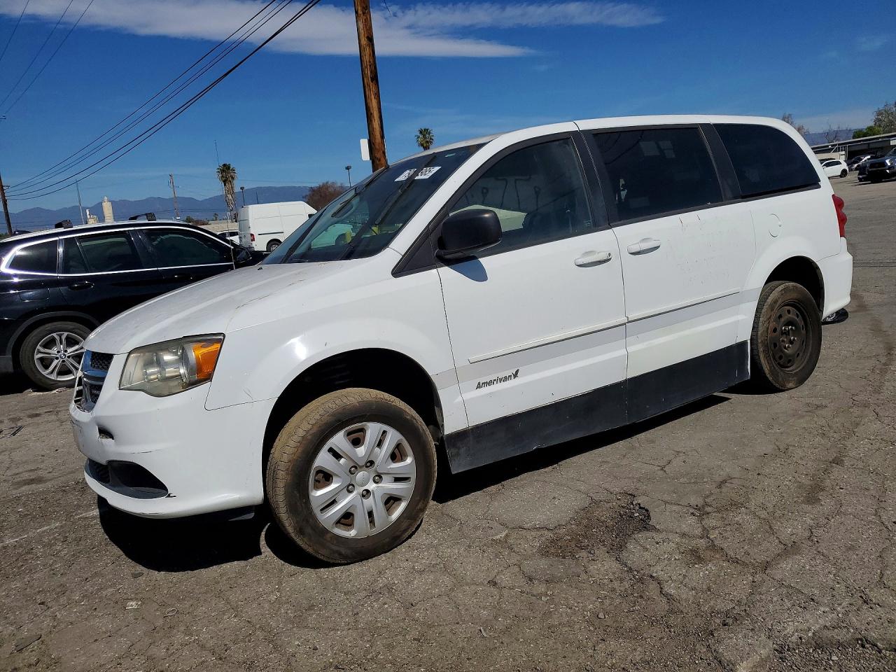 DODGE GRAND CARAVAN 2015