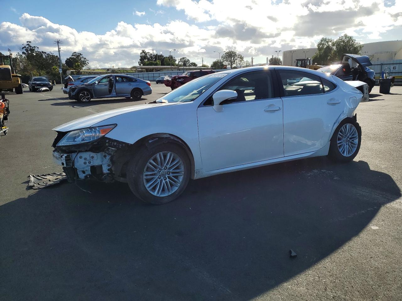 LEXUS ES 2015