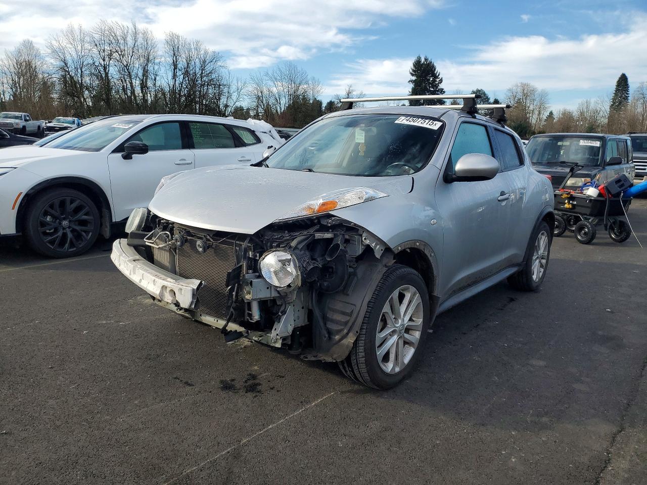 NISSAN JUKE 2012