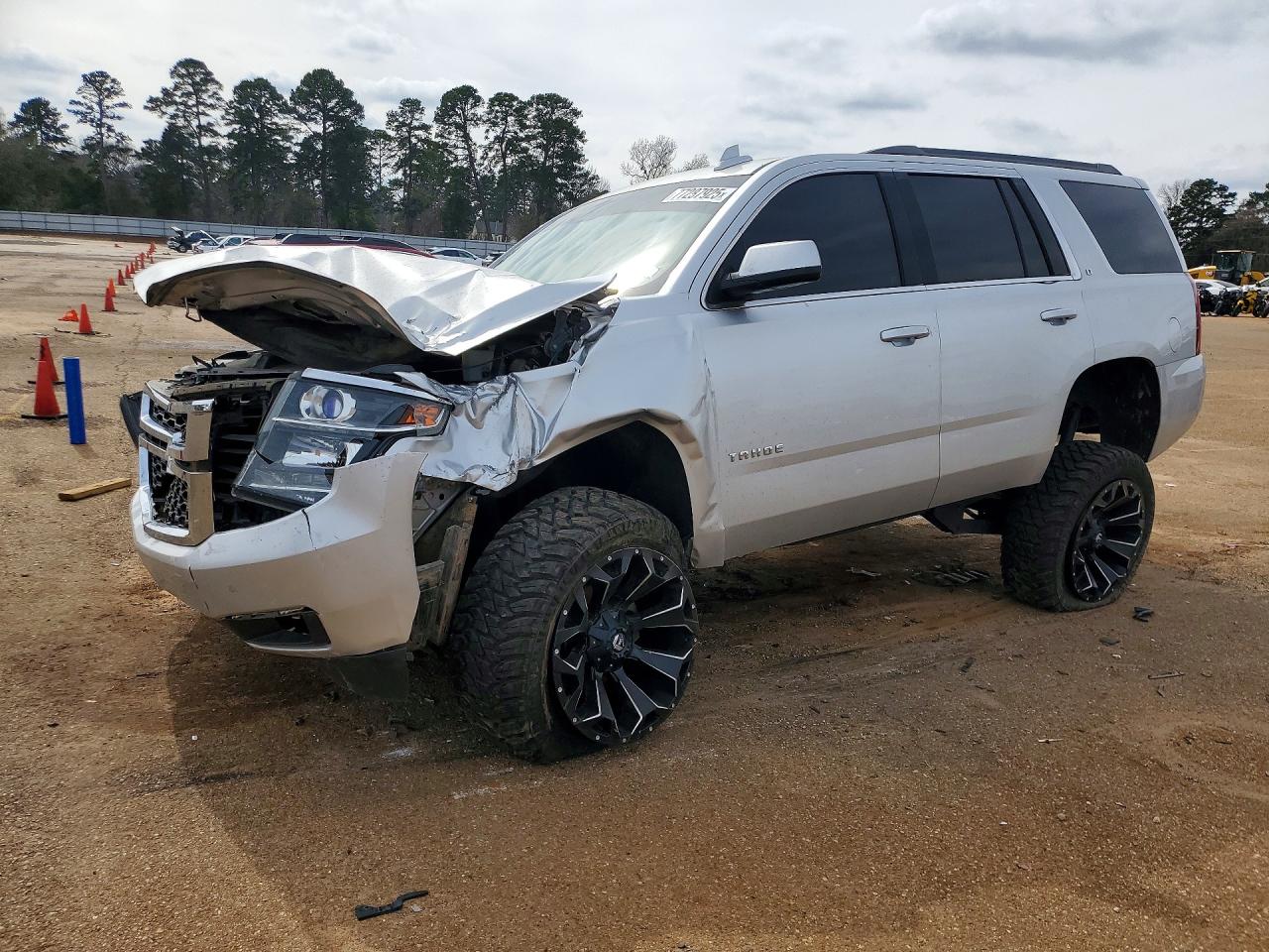 CHEVROLET TAHOE 2017