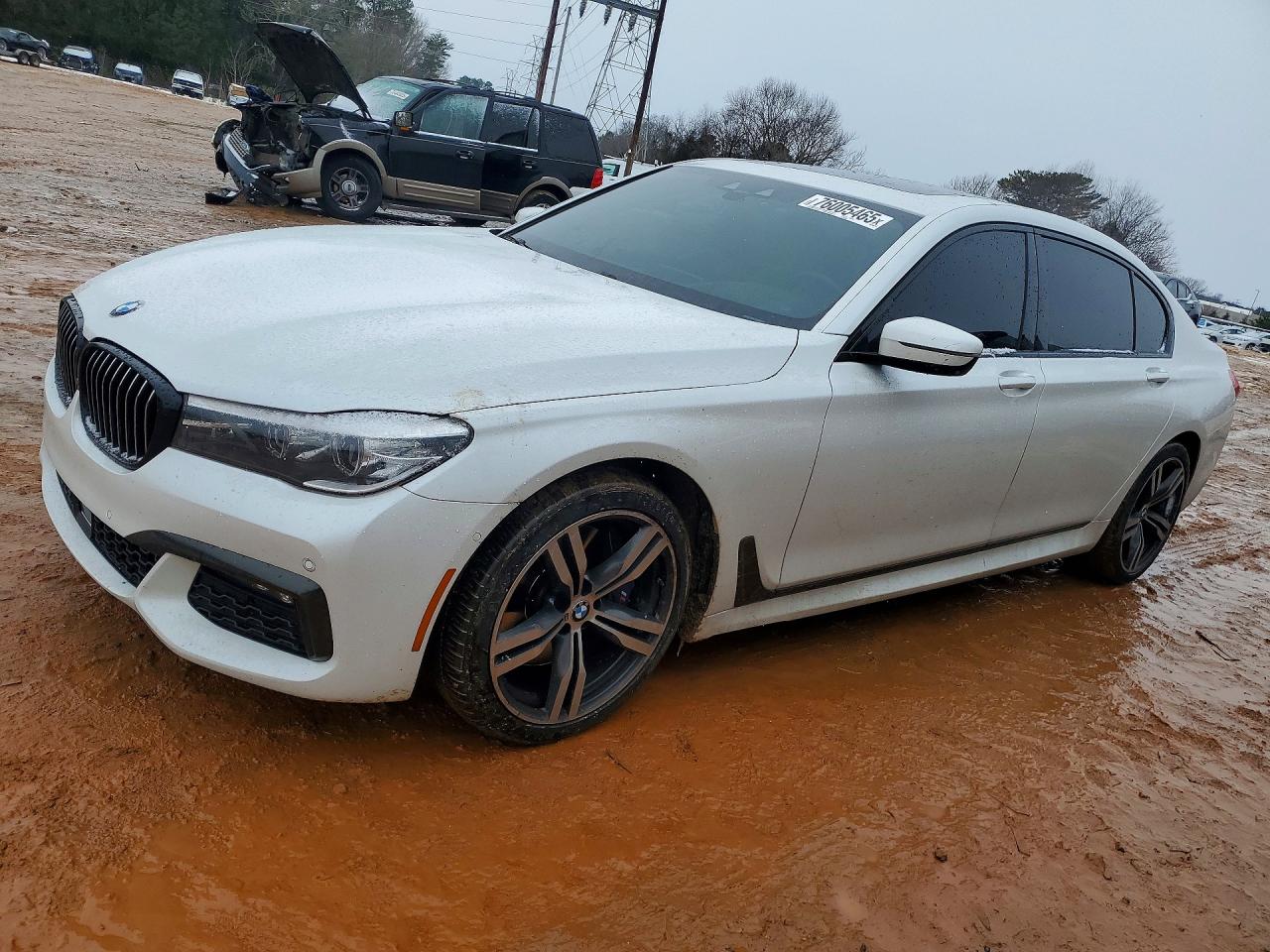 BMW 740 2019
