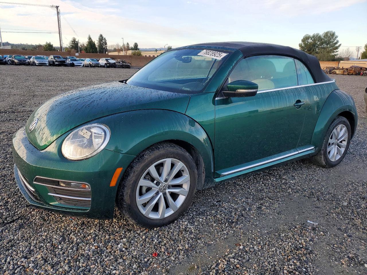 VOLKSWAGEN BEETLE 2017