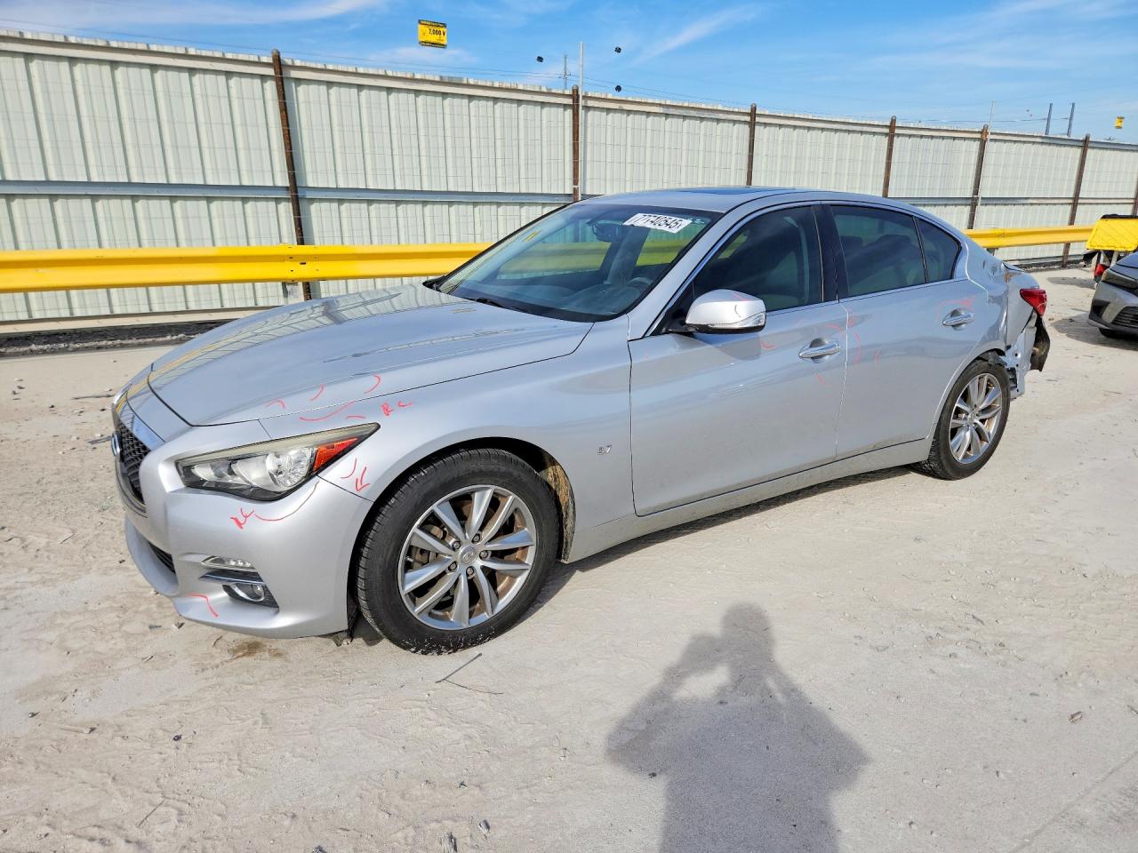 INFINITI Q50 2015