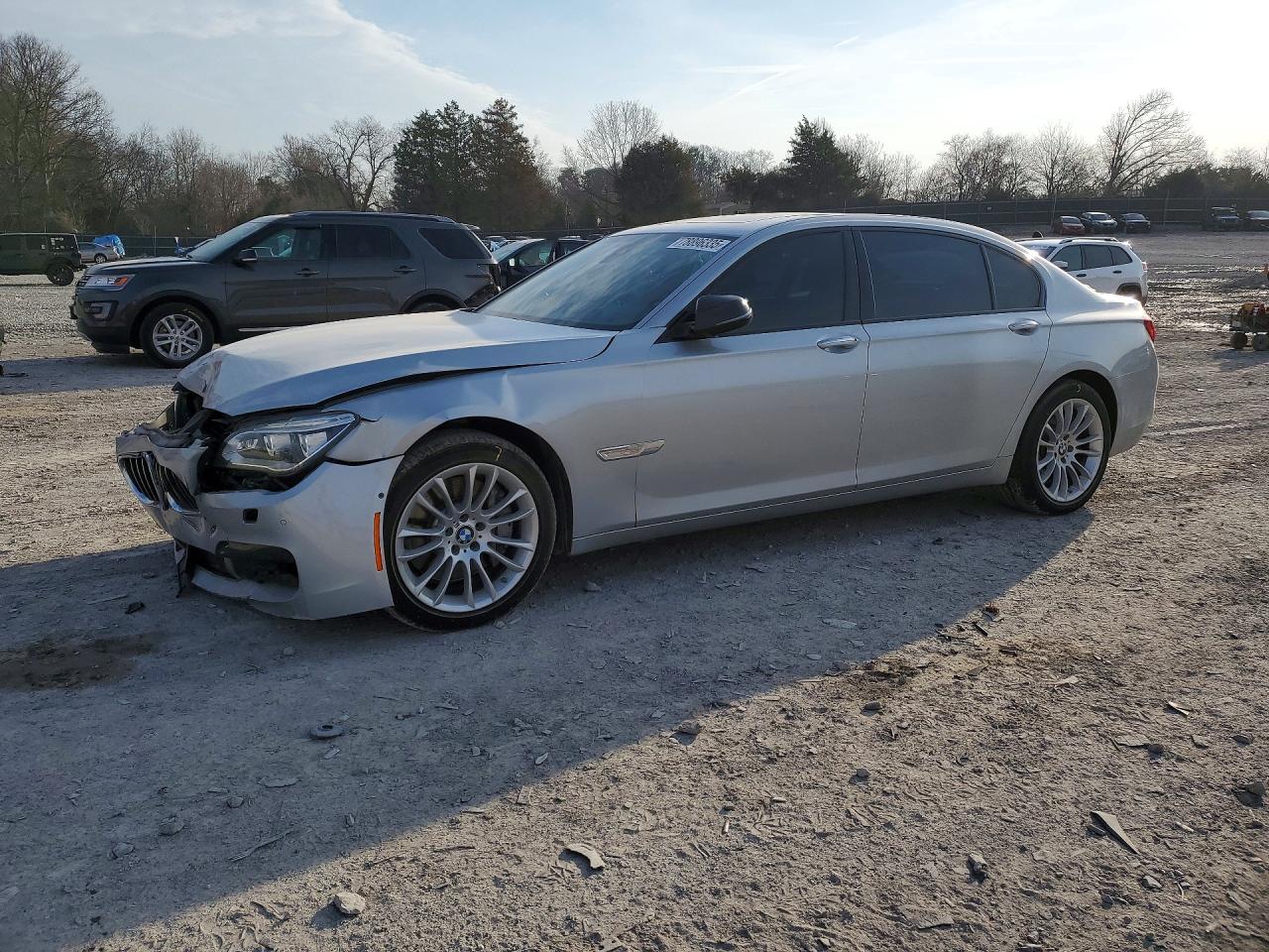 BMW 750 2015
