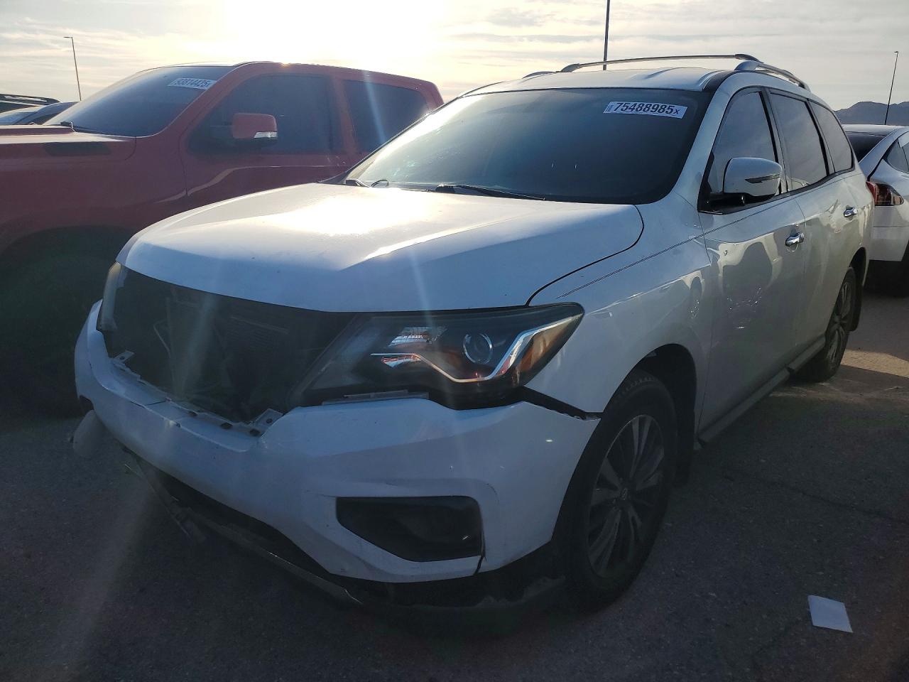 NISSAN PATHFINDER 2017