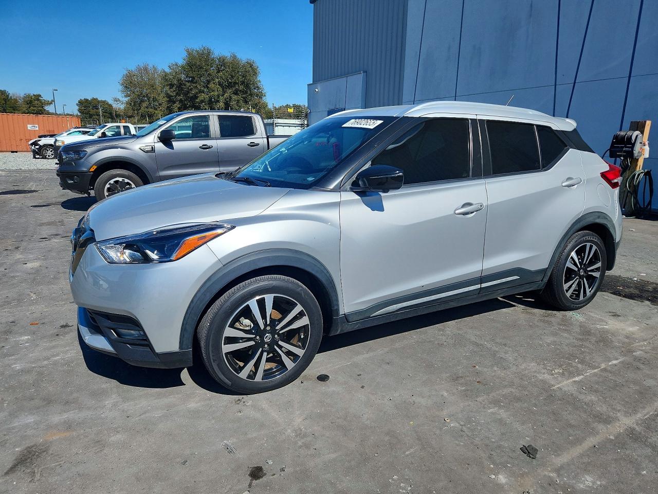 NISSAN KICKS 2020