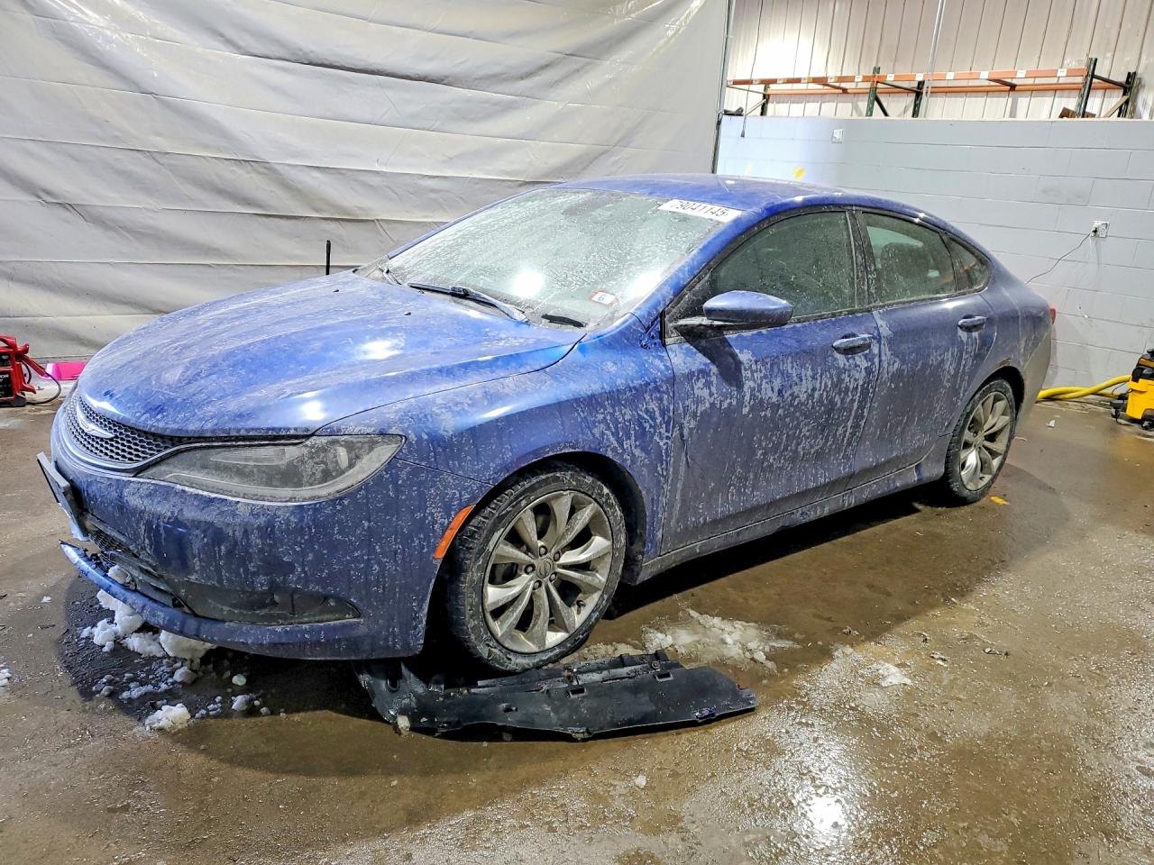 CHRYSLER 200 2015