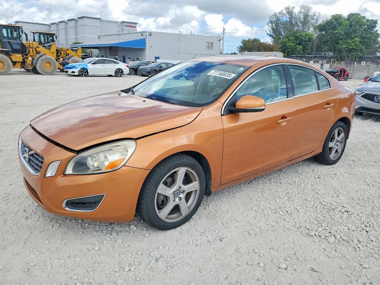 VOLVO S60 2012