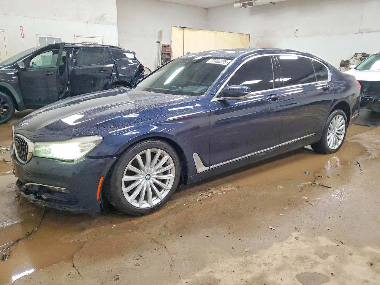 BMW 740 2016