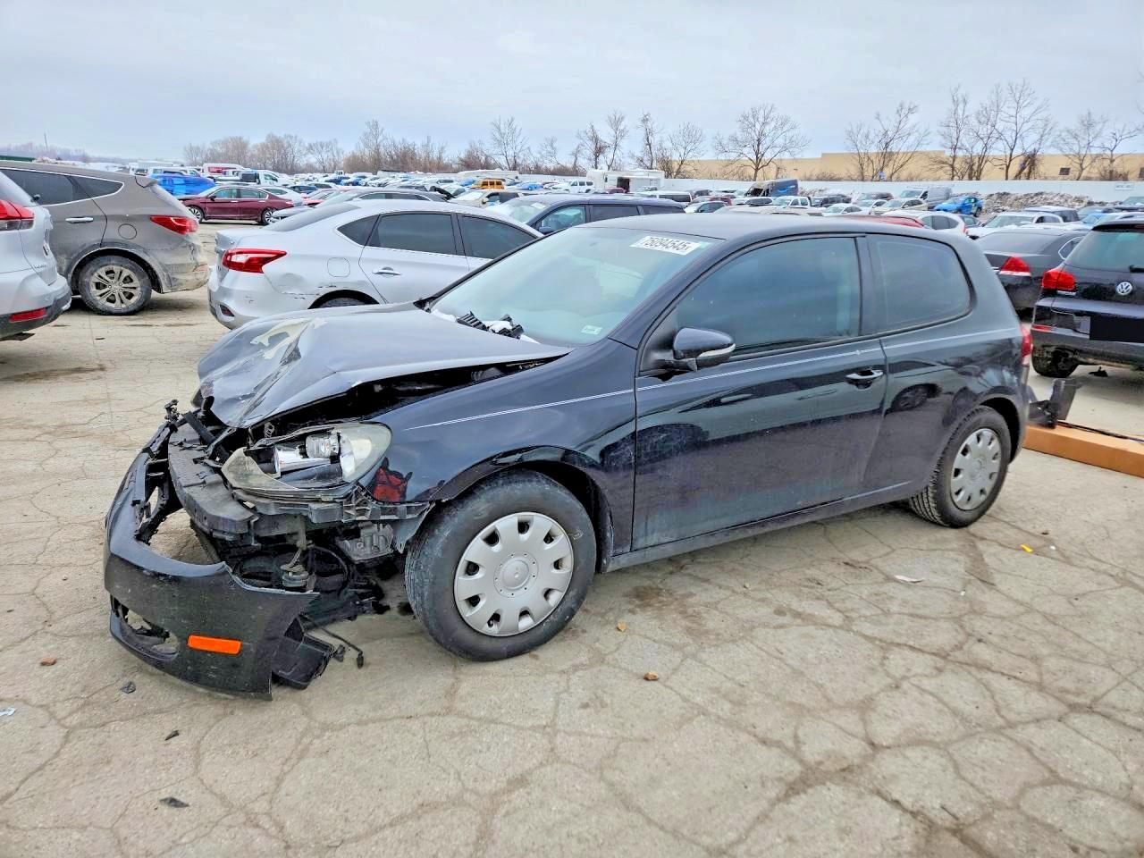 VOLKSWAGEN GOLF 2010