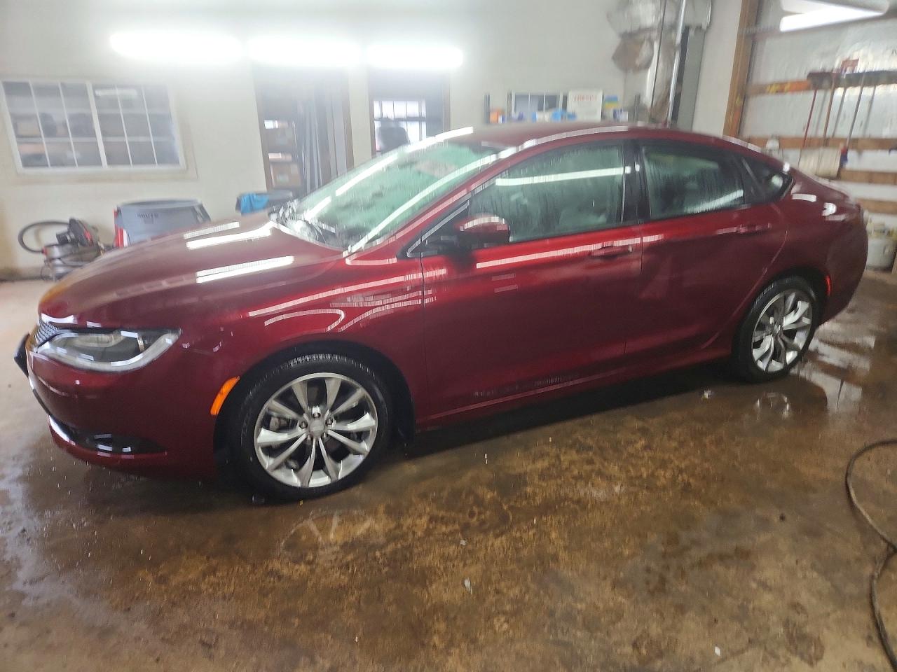 CHRYSLER 200 2015