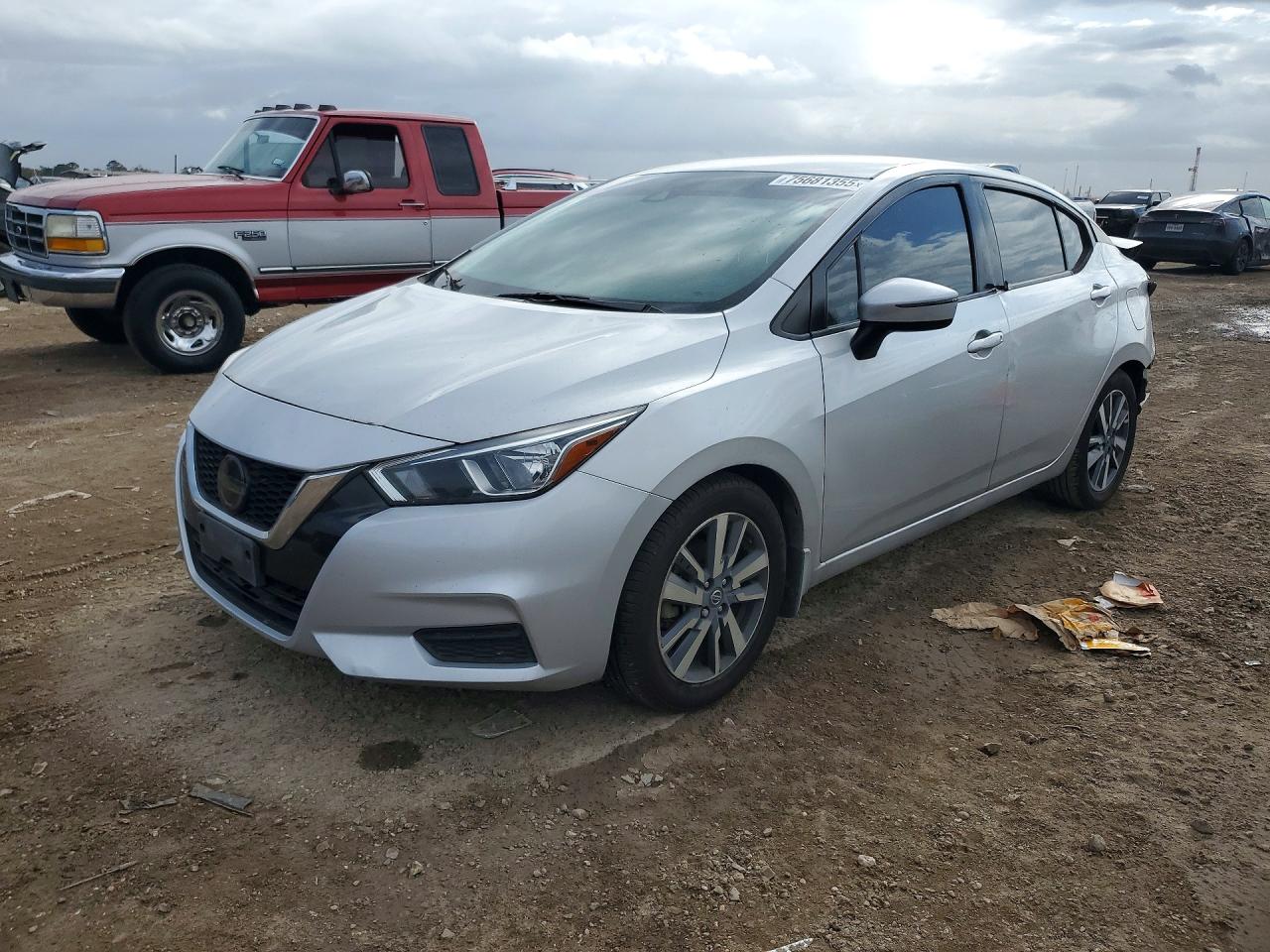 NISSAN VERSA 2020