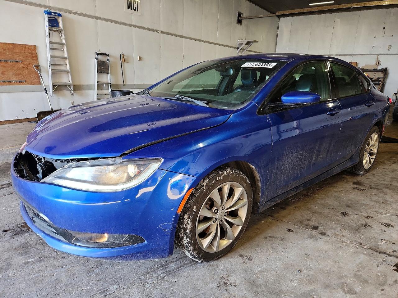 CHRYSLER 200 2016