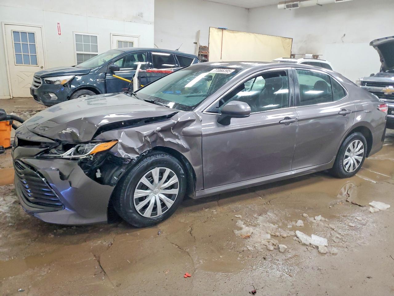 TOYOTA CAMRY 2018
