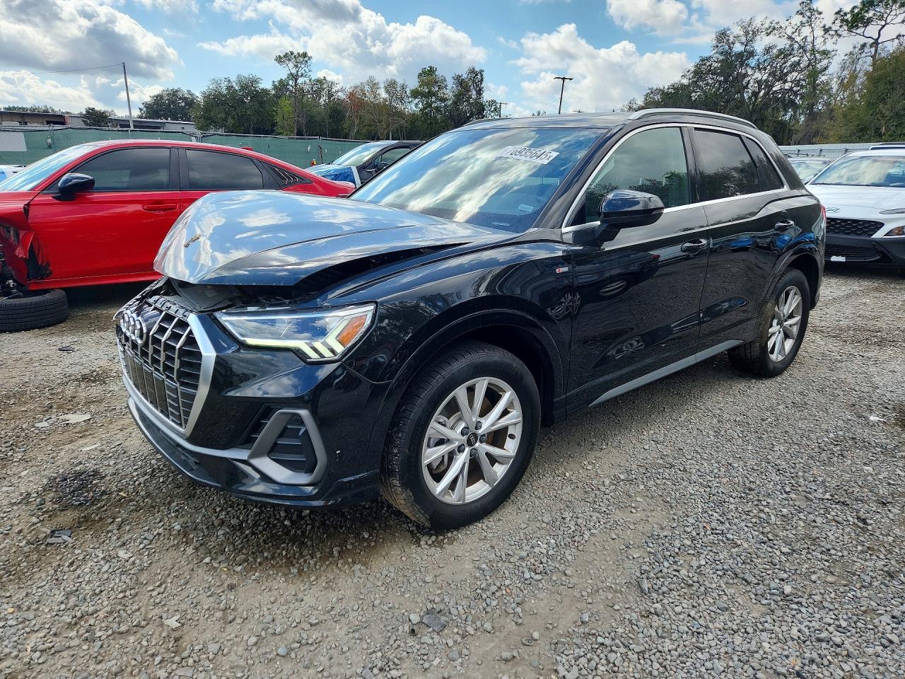 AUDI Q3 2025