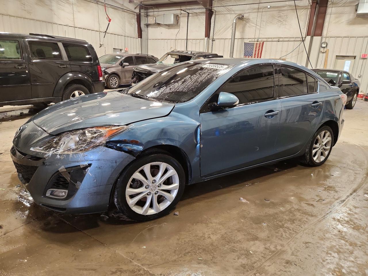 MAZDA 3 2010