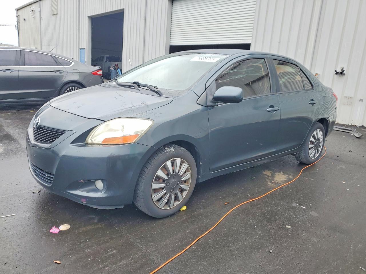 TOYOTA YARIS 2010