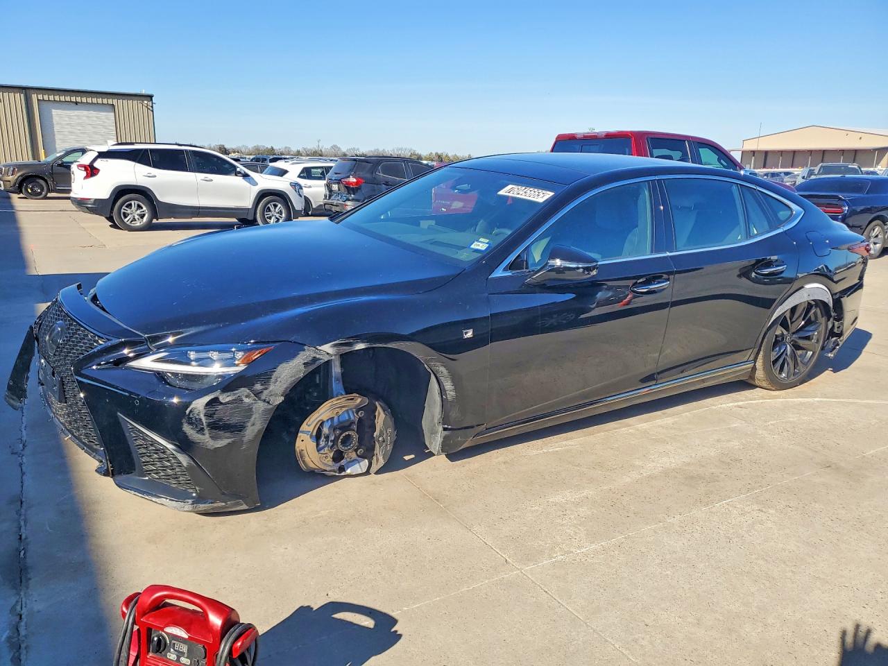 LEXUS LS 2025
