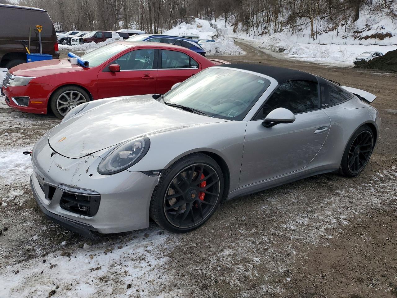 PORSCHE 911 TARGA 2018
