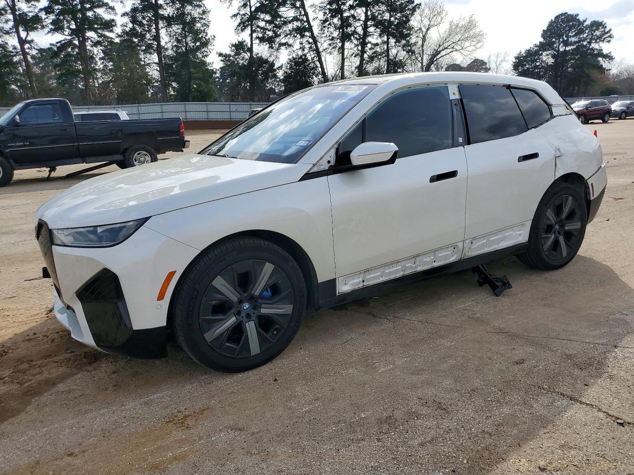 BMW IX 2024