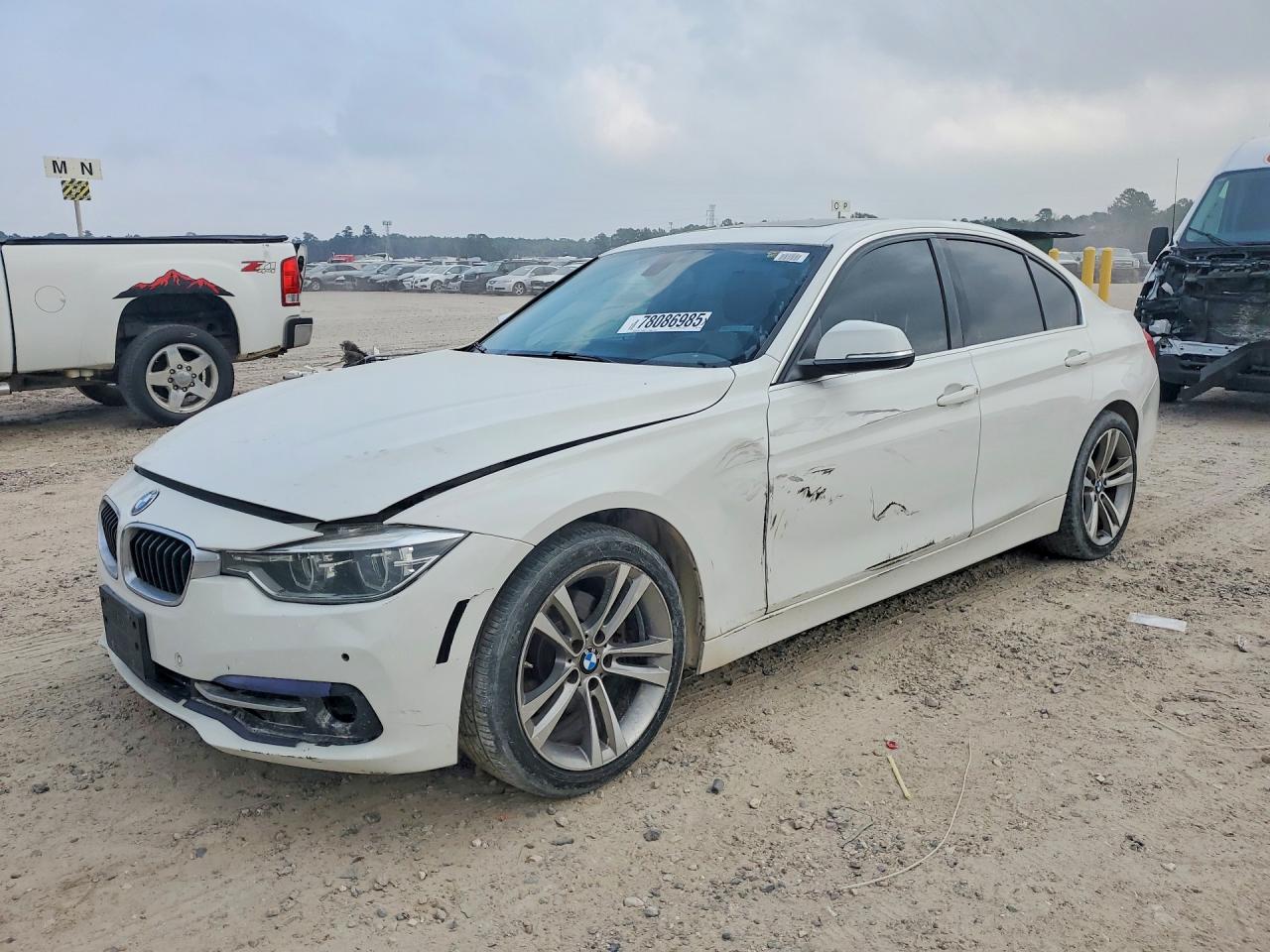 BMW 330 2017