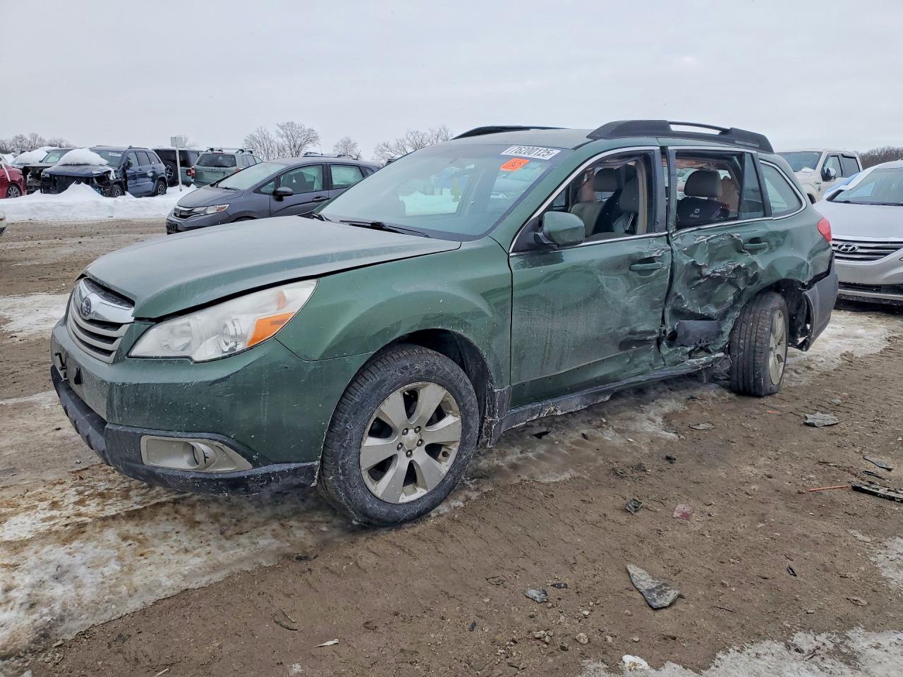 SUBARU OUTBACK 2012