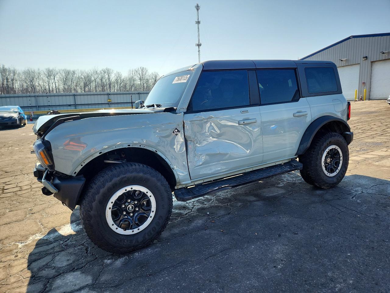 FORD BRONCO 2022