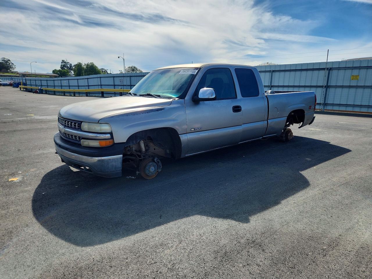 CHEVROLET SILVERADO 2001