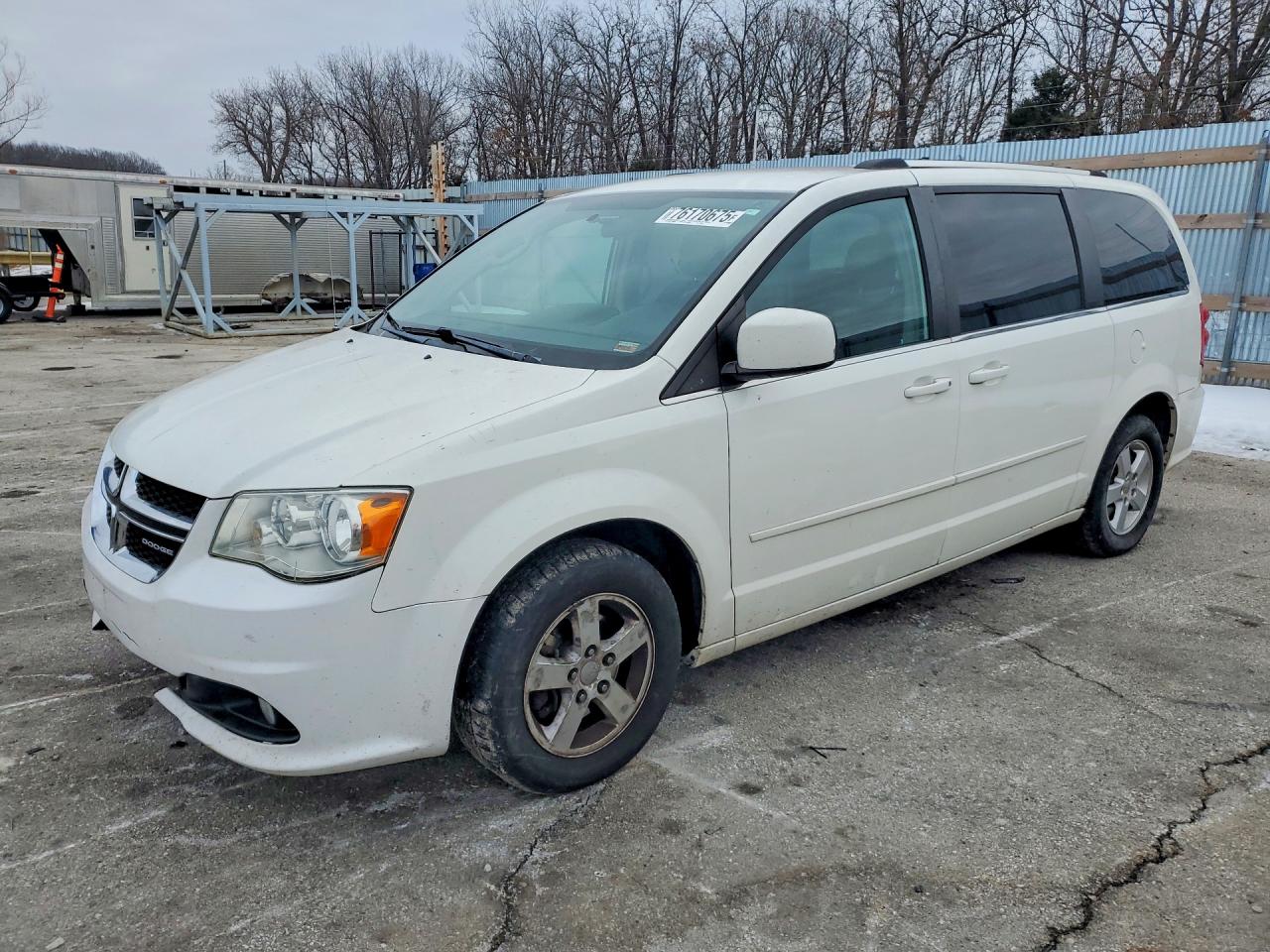 DODGE GRAND CARAVAN 2011