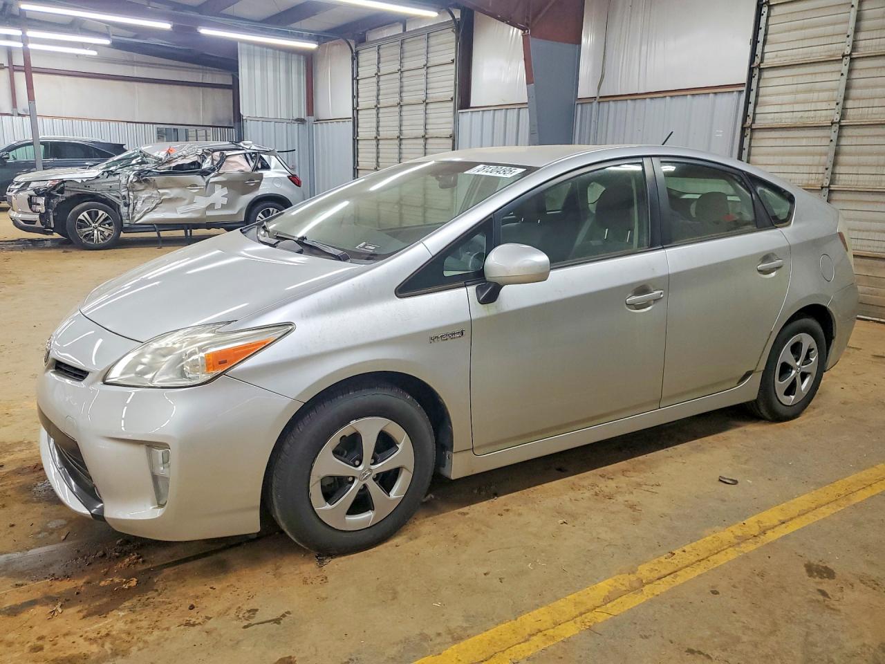TOYOTA PRIUS 2013