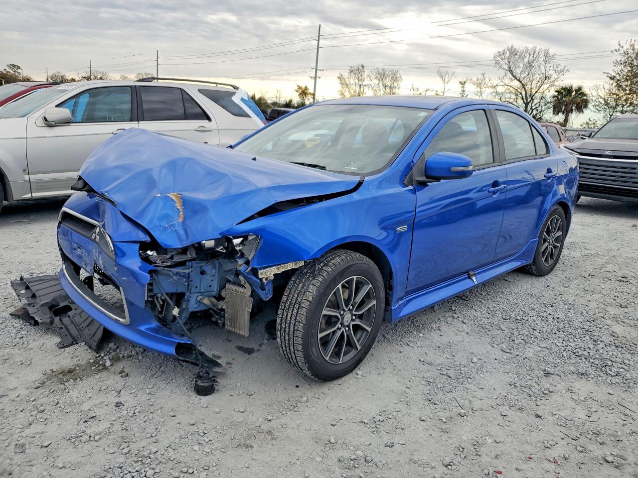 MITSUBISHI LANCER 2015