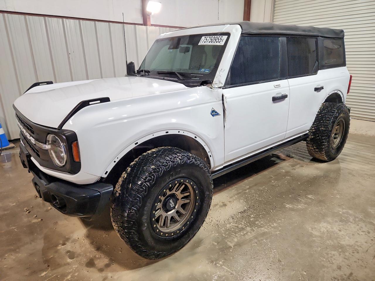 FORD BRONCO BAS 2023