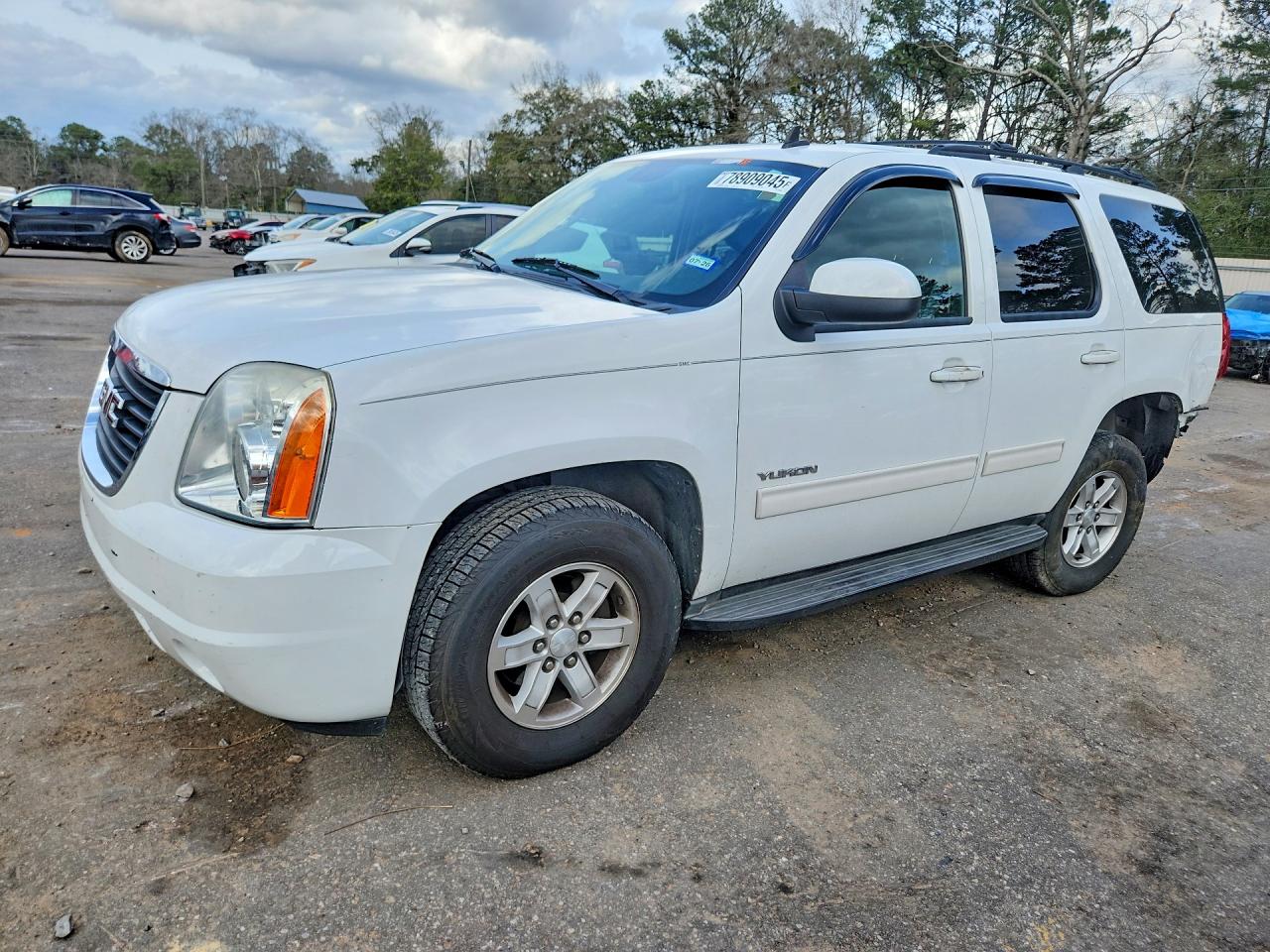 GMC YUKON 2011