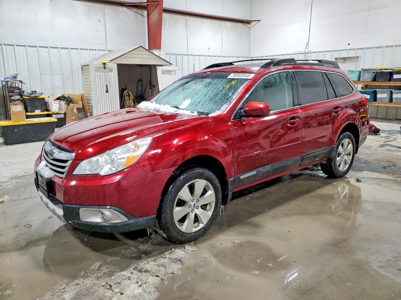 SUBARU OUTBACK 2012
