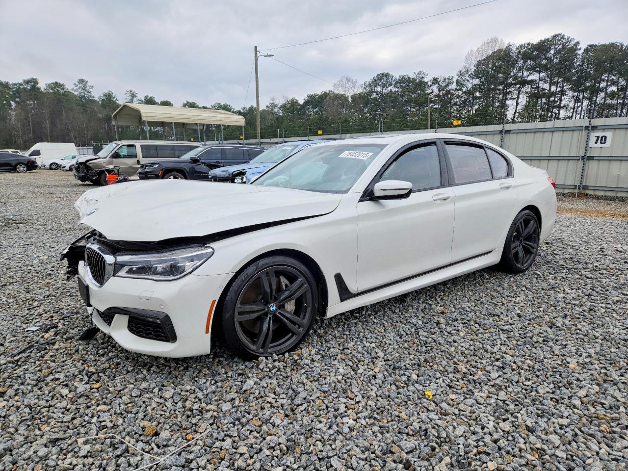 BMW 750 2018