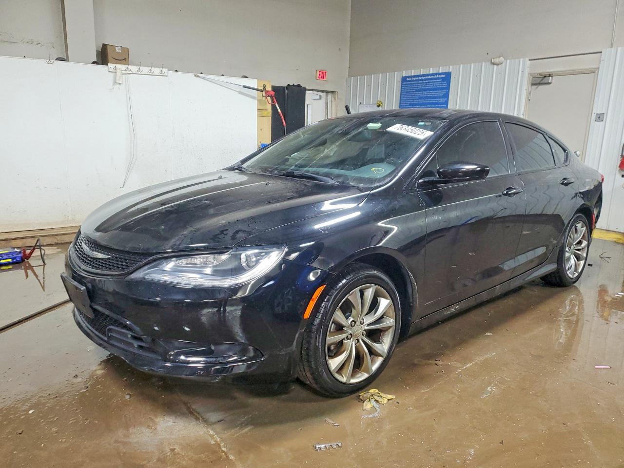 CHRYSLER 200 2015