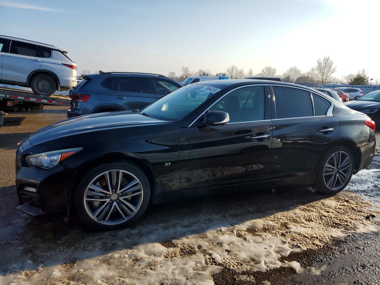 INFINITI Q50 2014