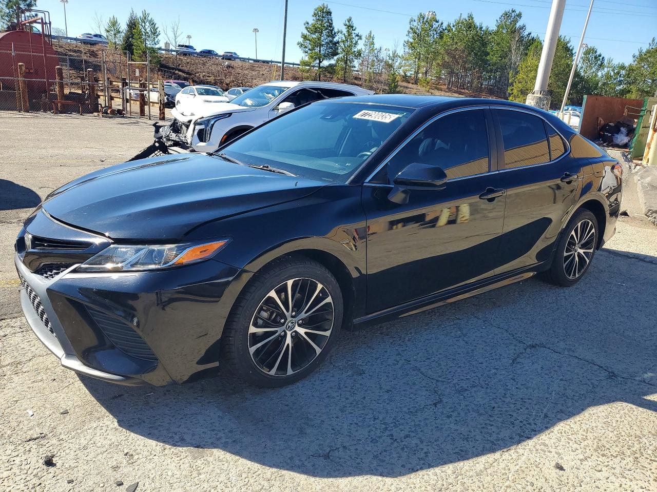 TOYOTA CAMRY 2019