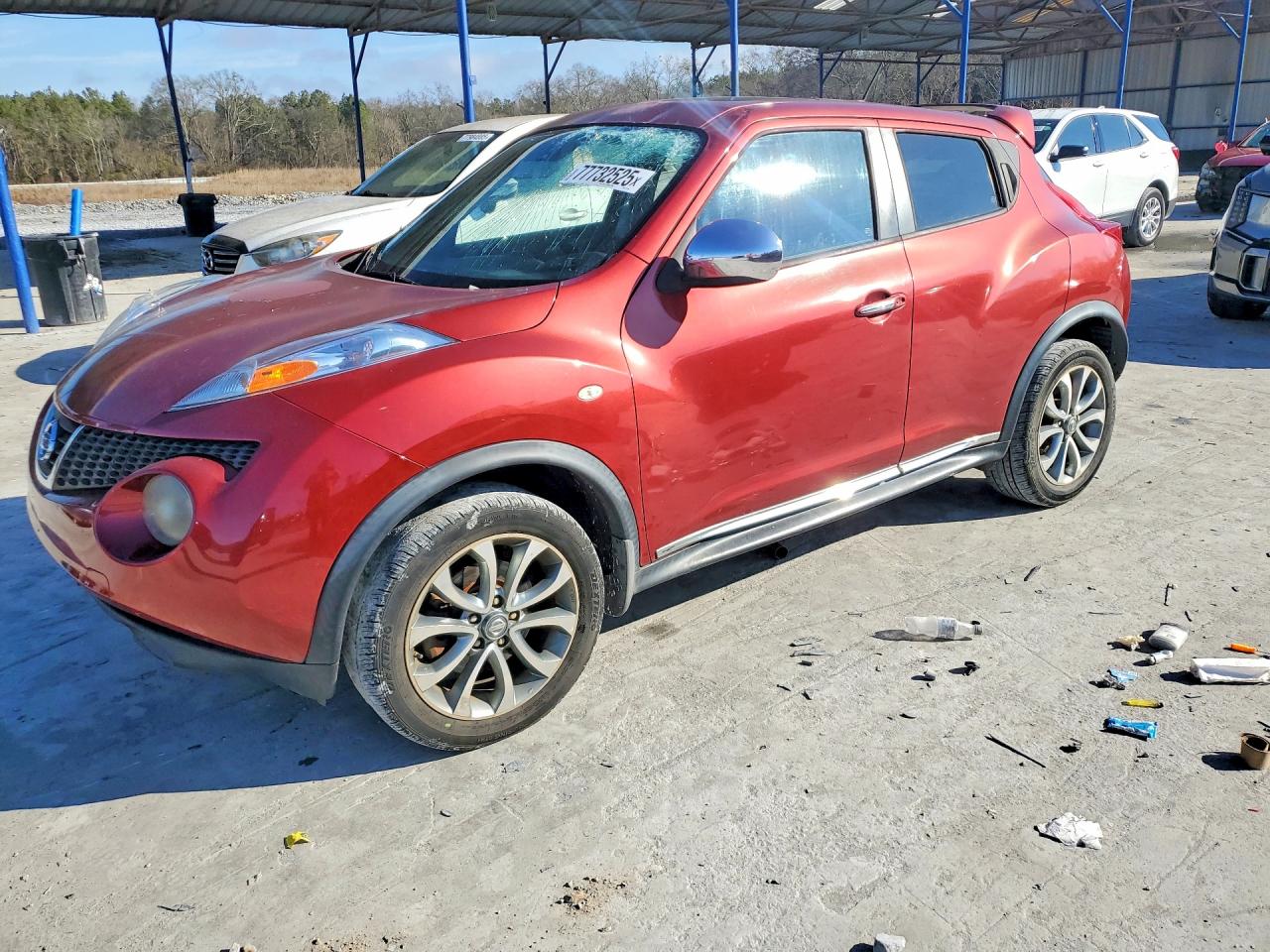 NISSAN JUKE 2012