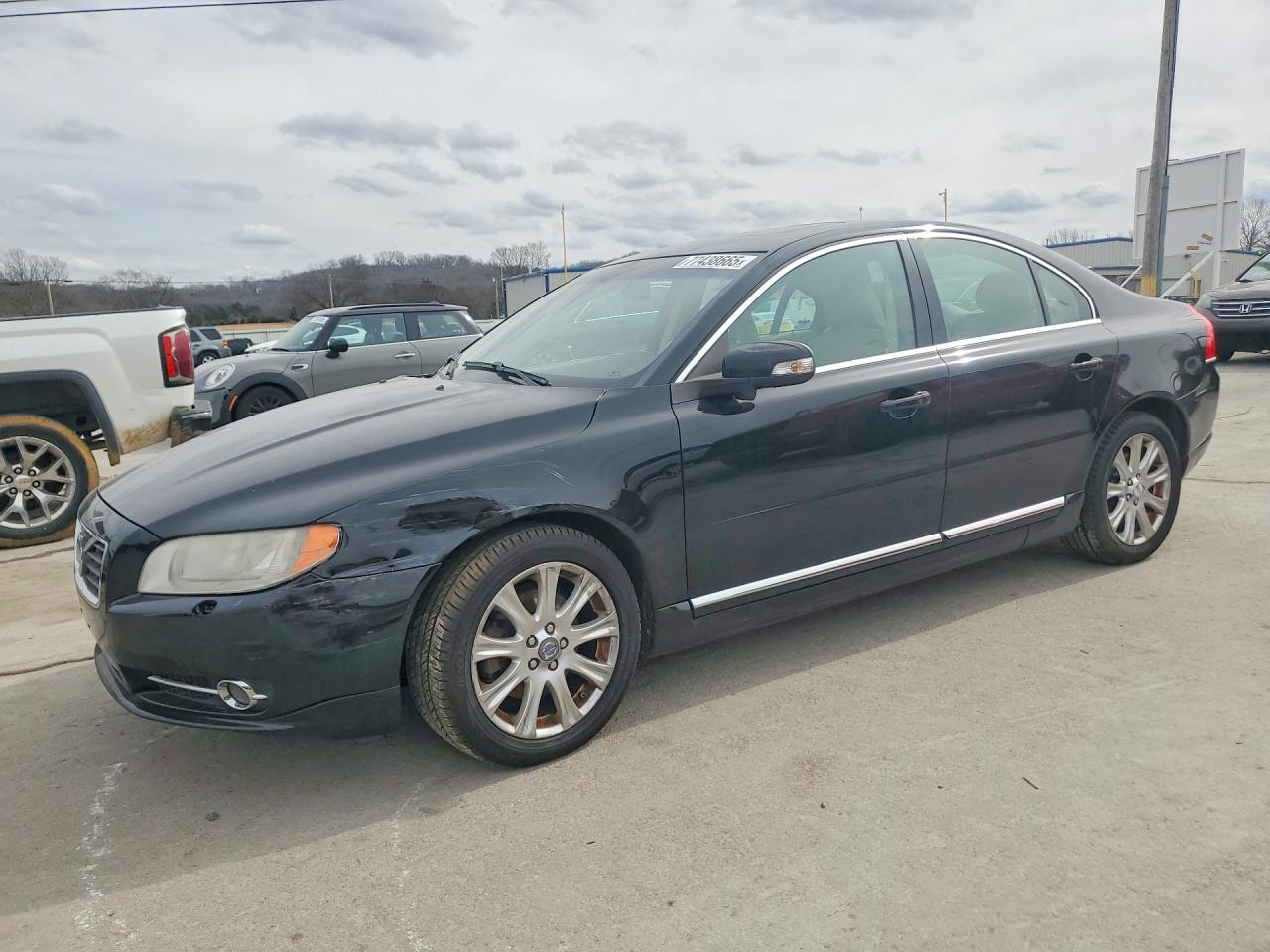 VOLVO S80 2011