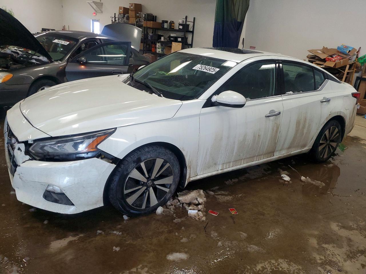 NISSAN ALTIMA 2019